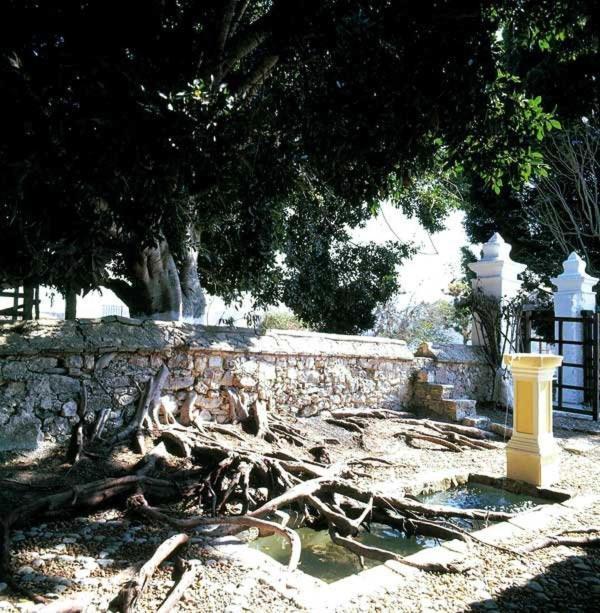 Parador-Museo Santa Maria La Trinitaria المظهر الخارجي الصورة
